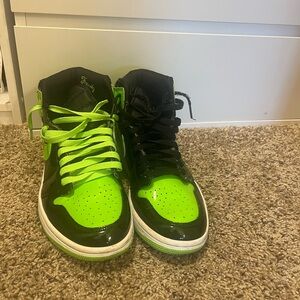 Jordan’s size 8.5 men